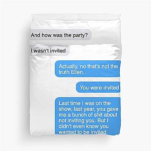 Dakota Johnson Ellen texts Duvet Cover