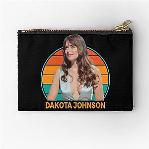  Dakota Johnson Zipper Pouch