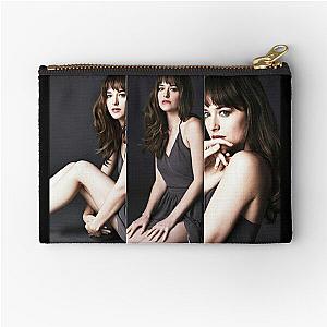  Dakota Johnson Zipper Pouch