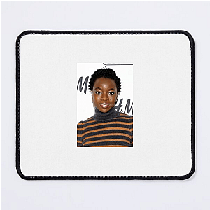 She Walks Like She Knows Danai Gurira Mouse Pads