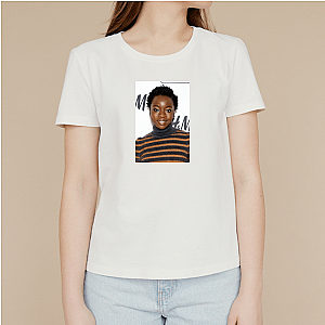 She Walks Like She Knows Danai Gurira T-Shirts