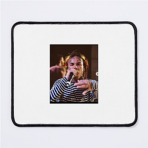 Daniel Hernandez King Of Controversy Daniel Hernandez Mouse Pads
