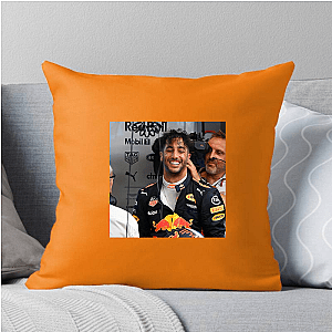 Daniel Ricciardo Always Smiling, Always Racing Daniel Ricciardo Pillows Cover