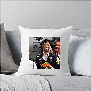 Daniel Ricciardo Always Smiling, Always Racing Daniel Ricciardo Pillows Cover