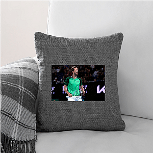 Medvedev is a Problem Daniil Medvedev Pillows Cover