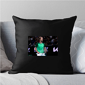 Medvedev is a Problem Daniil Medvedev Pillows Cover