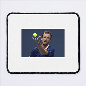 Break the Mold – Daniil Style Daniil Medvedev Mouse Pads