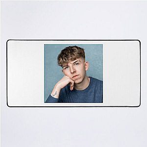 Visual Trickster Dan Rhodes Mouse Pads