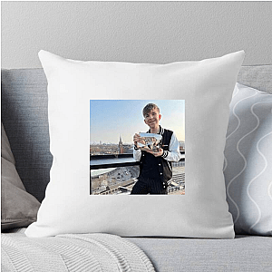 Entertainment Whiz Dan Rhodes Pillows Cover