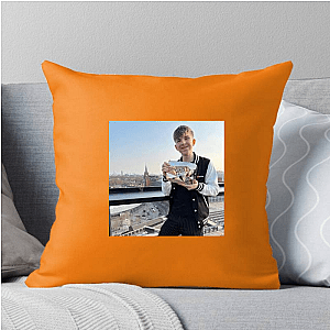 Entertainment Whiz Dan Rhodes Pillows Cover