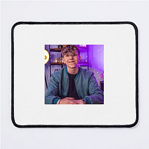 Trick Shot Master Dan Rhodes Mouse Pads