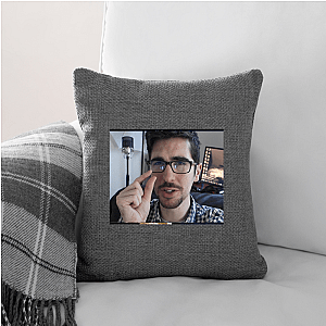 Dathi DeNogla: Be a Gamer Dathi Denogla Pillows Cover