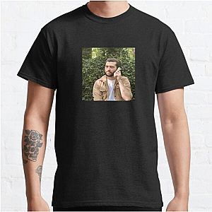 Dathi DeNogla: Stay Connected Dathi Denogla T-Shirts