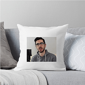 Level Up, Like Dathi DeNogla Dathi Denogla Pillows Cover
