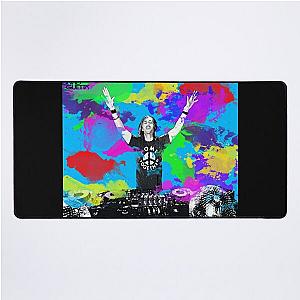 dg 08 David Guetta fade logo Desk Mat