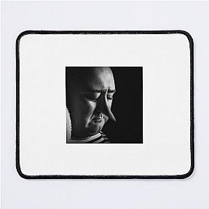 Gru from Despicable Me crying in darkness Mouse Pad