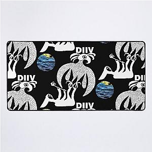 Diiv Aesthetic Logo White Bird - Classic Gift BWC                                                                      Desk Mat