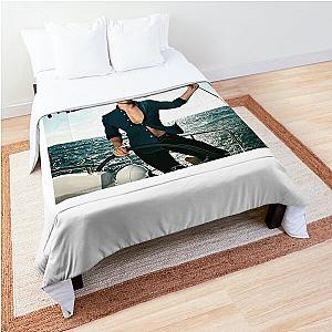 man crush Comforter