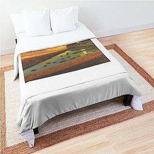 "The Dying Light"  Comforter