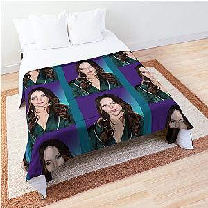 Elizabeth Gillies Artwork