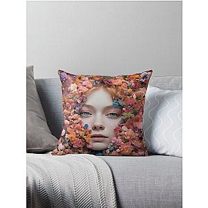 Elle Fanning face between flowers Throw Pillow