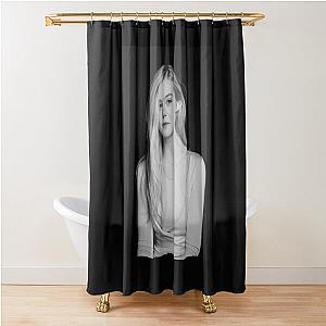 Elle Fanning T-Shirt Curtain