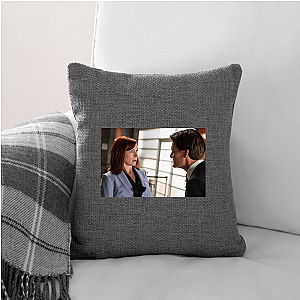 Elsbeth = Plot Twist With Lip Balm Elsbeth Pillows Cover
