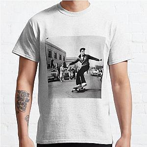 Elvis straight shredding on a skateboard Classic TShirt RB0712