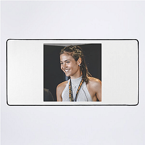 Emma Raducanu Unforgettable Serves Emma Raducanu Mouse Pads
