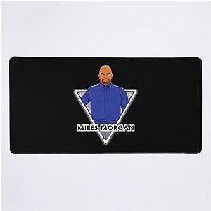 Engage Kiss - Miles Morgan Desk Mat