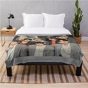 Enhypen Blanket - Group Photo 4 Throw Blanket RB3107