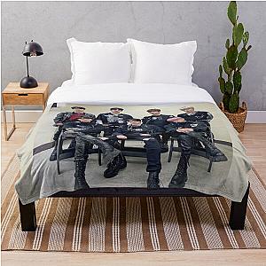 Enhypen Blanket - 2021 Given Taken in Black Throw Blanket RB3107