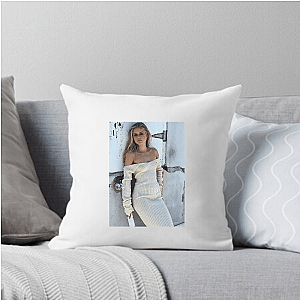 Erin Moriarty True Detective Talent Erin Moriarty Pillows Cover