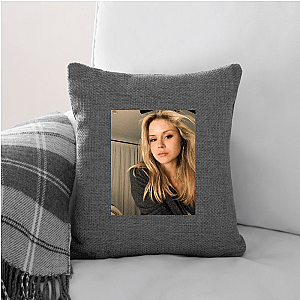 Erin Moriarty From Jessica Jones To Starlight Erin Moriarty Pillows Cover