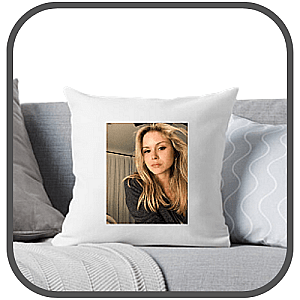 Erin Moriarty Pillows Cover