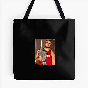 Dynamic Entertainer Ethan Page Bags