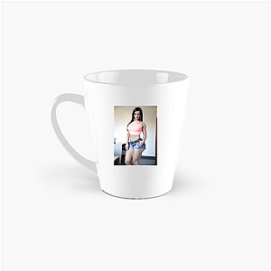 Never Skips Eva Andressa Eva Andressa Mugs