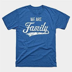 We Are Family (Parents / Father / Mother / Children / Vintage / White) Classic T-shirt TP1002