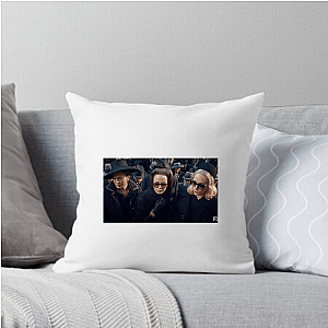 Feud History's Greatest Conflicts Feud Pillows Cover