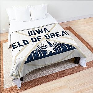 Field of Dreams - IOWA - IF you build it they will come essentials Comforter