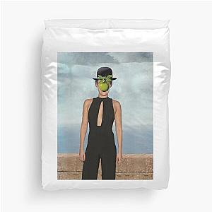 Fleabag Magritte Duvet Cover