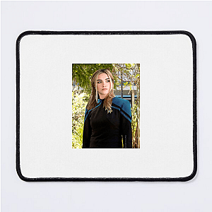 Florence Pugh From Stage To Stardom Florence Pugh Mouse Pads
