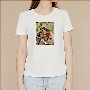 Grace with Attitude – Moura Style Gabriela Moura T-Shirts