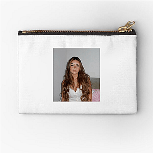 Gabriela’s Aura: Unmatched Gabriela Moura Zipper Pouches