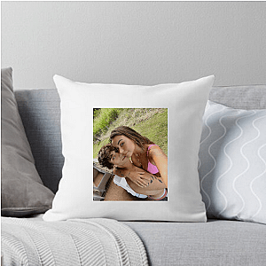 Grace with Attitude – Moura Style Gabriela Moura Pillows Cover