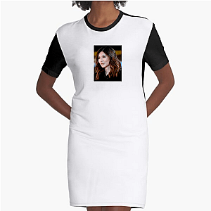 Elegance = Gemma Formula Gemma Chan Dresses