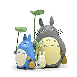 Totoro With Leaf  Figurines Full Set 2021