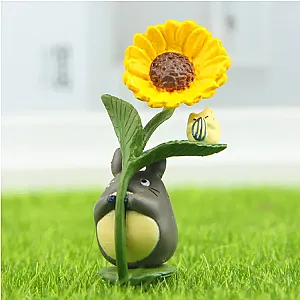 Studio Ghibli Totoro With Leaf Sunflowers My Neighbor Totoro Figure Toy