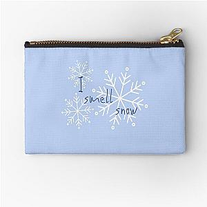 Gilmore quote: 'I smell snow' Zipper Pouch