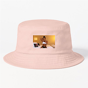 Viral Workout Figure Gracyanne Barbosa Hats & Caps
